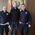 Policija zaustavila vozilo, ono što se kasnije desilo pamtiće zauvek! Na svet došao Lazar usred patrole