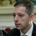 Đurić: Nedopustivo nasilje grupe političkih ekstremista u Nišu