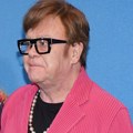 Elton Džon plakao 45 minuta: Razlog je veoma ozbiljan FOTO