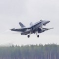 Srušio se borbeni avion u Finskoj, pilot se katapultirao