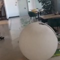 (Video) Sobe se tresu, ljudi u panici bežali! Serija žestokih zemljotresa u Rusiji, izdato upozorenje na cunami: "Ovo je…