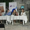 U Herceg Novom predstavljena knjiga „O srpskoj umetnosti s ljubavlju“ Ljubice Miljković
