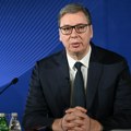Vučić čestitao građanima Novu godinu: U naredna 24 sata radovaćemo se fenomenalnim političkim vestima