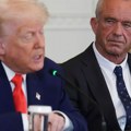 Trampov ministar priznao Robert Kenedi mlađi: "Šmrkao sam kokain sa daske za WC šolju"