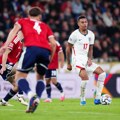 Engleska sa igračem više prošla kroz Prag: Gordon i Kejn srušili Češku