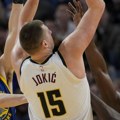 Niko nikada kao Srbin! Nikola Jokić ostavio NBA u čudu (video)