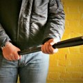 Zbog prebijanja žene palicom na ulici u Zaječaru uhapšen B. V. (23) iz Novih Banovaca