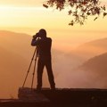 Ispucala zemlja i tirkizna voda: Fotografija ovog jezera pobedila na konkursu EEA o životnoj sredini (VIDEO)