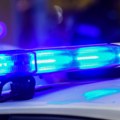 У току потрага за мушкарцем у Обреновцу, сумња се да је подметнуо пожар и аутомобилом усмртио једну особу