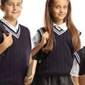 Ova osnovna škola uvodi uniforme, a nosiće ih i nastavnici: Cilj je smanjiti socijalne razlike