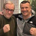 Legendarni hrvatski MMA borac se fotkao sa čuvenim glumcem, koji je otišao iz Partizana posle ostavke Žoca