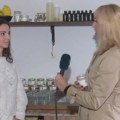 Povratak iz Kanade u Dolovo - sveće sa mirisom pite od jabuka bude uspomene mladih preduzetnika