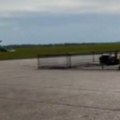Đaci gledali dok se avion rušio: Detalji pogibije pilota na aerodromu, kamera snimila jeziv pad