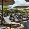 "Sada traže 12 evra samo da legneš" Hladan tuš za srpske turiste u Grčkoj, ove cene u predsezoni nisu očekivali (foto)
