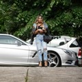 Policajac duvao umesto nje, a ona razmišljala da otvori Onlifens: Priznanje Sandre Afrike ostavlja bez teksta