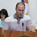 Kocka sa trotoara iz Bulevara oslobođena ide mesnim zajednicama