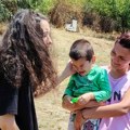 Umesto bajki njena deca slušala su majčine krikove: Pomozimo Ani iz Košarna i njenim mališanima