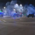 Studenti FON-a u blokadi objavili da su tri inspektora izvadila pištolje i tukla ljude