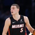 Jović ubacio lude trojke: Tristan „nevidljiv“ – Bogdanović van parketa