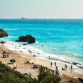 Horor na mediteranskoj plaži! Isplivao ljudski skelet u ronilačnom odelu, kada su istražitelji shvatili odakle je nesrećni…