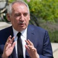 Odbijen predlog za izglasavanje nepoverenja francuskom premijeru