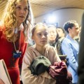 Greta Tunberg igrala tradicionalni ples: Pridružila se protestima u Severnoj Makedoniji: "Za mene je svaka borba za lokalnu…