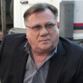 Pevač zbog lošeg zdravlja otkazao još jedan koncert: Halid Bešlić i dalje u bolnici, oglasili se organizatori