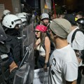 Protest studenata u blokadi u Novom Sadu, ispred DIF-a pripadnici policije