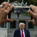 Доналд Трамп у Великој Британији: Спрема се спектакуларна церемонија и „челични прстен“ безбедности