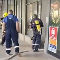 (Video) Požar u centru Pančeva Zapalilo se smeće u podrumu zgrade