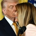 Tramp: Autokorekt mi pravio haos sa Melanijom, morao sam da zovem vojsku