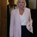 Francuska opozicionarka Marin Le Pen osuđena na tri godine zatvora: Nosiće nanogvicu, da li će moći da se kandiduje?