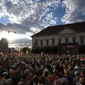Orbanove pristalice protestovale u Budimpešti protiv smene predsednika Tamaša Suljoka