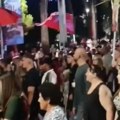 Haos u Albaniji: Policiju gađali jajima, na ulice izašla jedinica "Orao" (video)