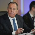 Lavrov: Vučiću nije lako, Evropska unija ga maltretira