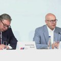 Vučić i zvanično predložen da bude kandidat SNS za premijera: Napeta atmosfera u Nišu