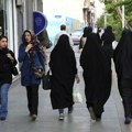 Policija u Iranu pooštrila kontrolu poštovanja kodeksa oblačenja žena