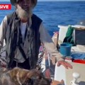 Australijanac i njegov pas dva meseca preživeli u Tihom okeanu jedući sirovu ribu