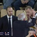 Burna reakcija Obradovića posle greške Smailagića (VIDEO)