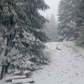 U ovom mestu u Srbiji danas pada sneg Tamo je minus! Ovakve scene usred maja se ne pamte