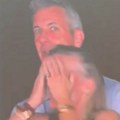 Ljubavnica sa Coldplay koncerta isto u braku? Isplivale izbrisane fotke, sa "lovatorom" kupila kuću od 2 miliona