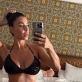 "Kući tako neće moći": Mia Borisavljević se iznervirala na moru, pokazala hotelsku sobu i otkrila šta je doslovno izbacilo iz…