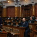 Opozicija zamera što se odgovornost za objekte prebacuje na građane, vlast navodi da je neophodno