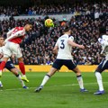 Arsenal brutalan u derbiju severnog Londona: Tobdžije poslale jaku poruku Gvardioli i Sitiju
