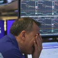 Berza završila još jednu nedelju u padu, nafta i dalje iznad 100 dolara, a Amerika šalje nove brodove i vojnike ka Iranu