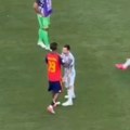Šmekerski potez Lamina Jamala posle osvajanja Mundijala! Prišao Mesiju, a evo kako je Leo reagovao