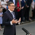 Bernam nastavlja rekonstrukciju vlade: smenjeni ministri, niz ostavki u britanskom kabinetu
