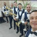 Novosađani jurišaju na saborsku titulu: Orkestar Boška Krdžavca na velikoj sceni Guče