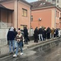 Velika izlaznost i puno problema