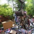 Kragujevac: Počelo čišćenje divlje deponije ispod nadvožnjaka